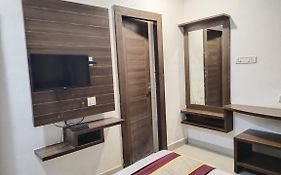 Khaleej Residency Near U S Embassy Hotel Chennai India