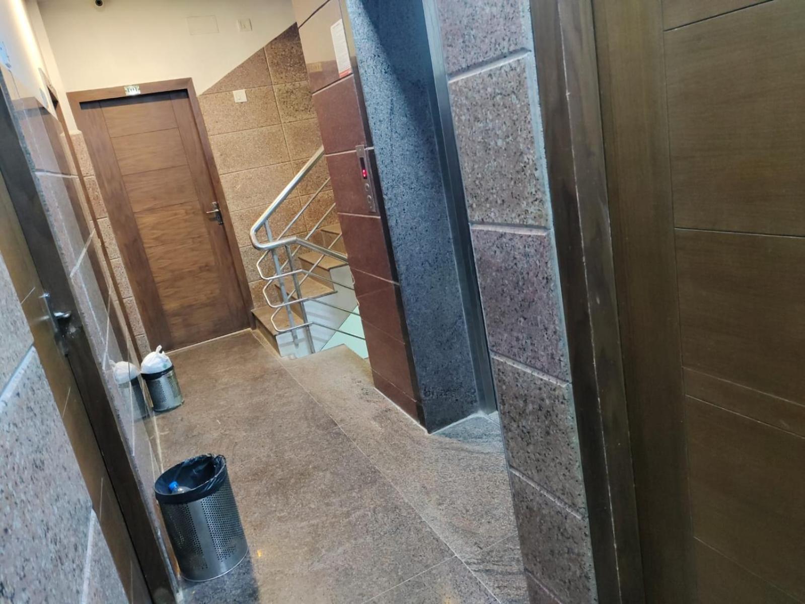 Khaleej Residency Near U S Embassy Hotel Chennai Exterior photo